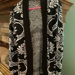 Love 💗 chesley sweater cardigan